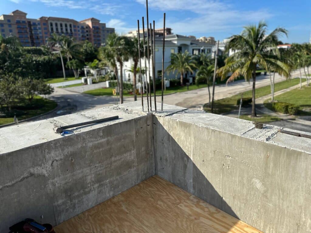 corner window area from 2nd floor trusses