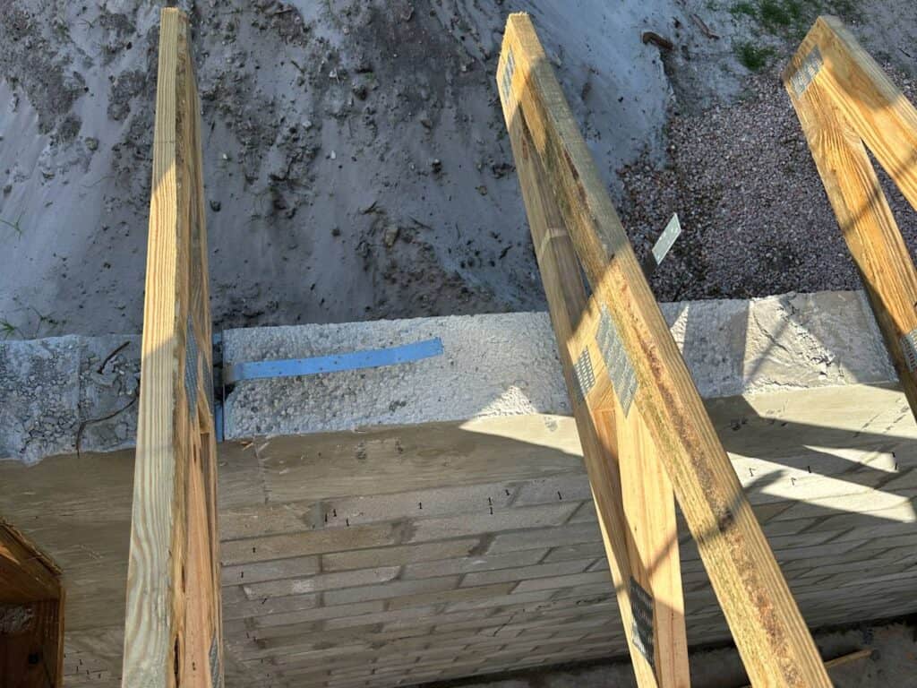 trus strap bracket from above